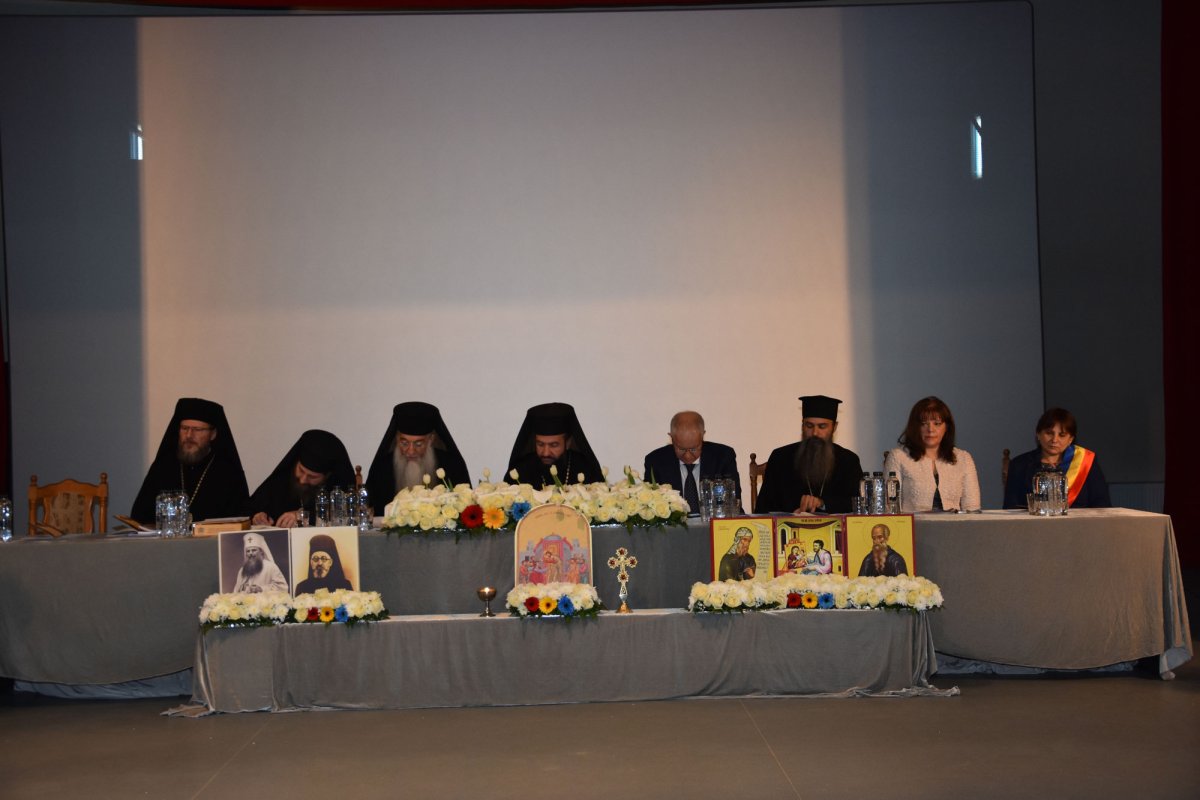 Simpozionul internațional „Jertfă și mărturisire” 40526