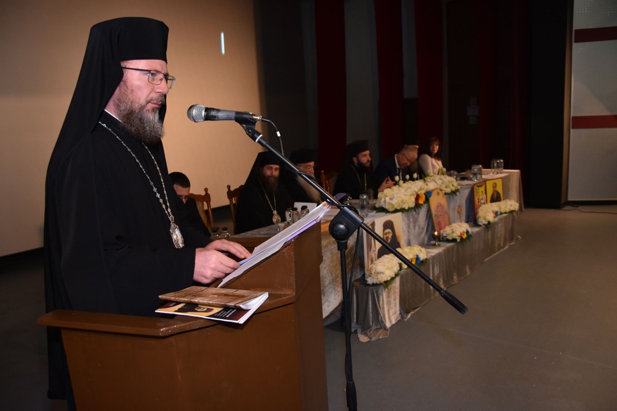 Simpozionul internațional „Jertfă și mărturisire” 40527