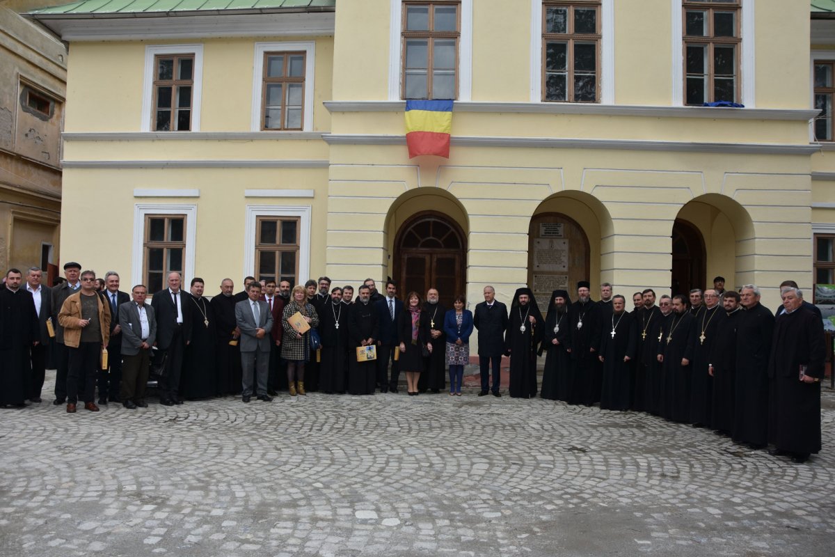 Simpozionul internațional „Jertfă și mărturisire” 40529