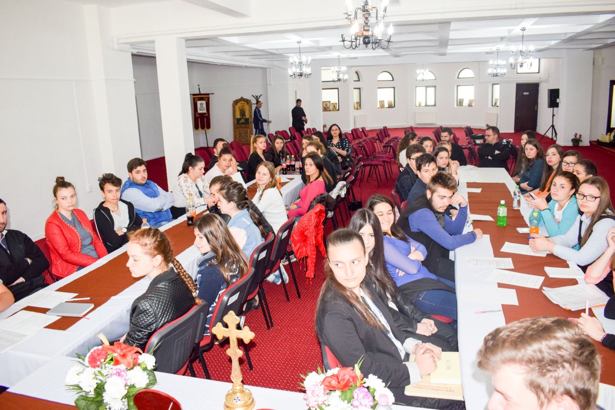 Tinerețe și mărturisire în Banatul de Munte 40360