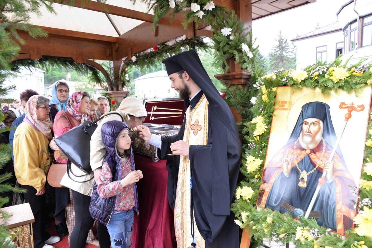 Hramul catedralei din Râmnicu Vâlcea 40233