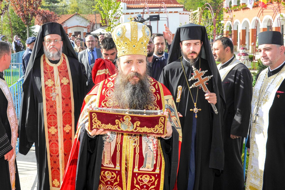 Întâlnirea sfinților la Mănăstirea Pantocrator 40241