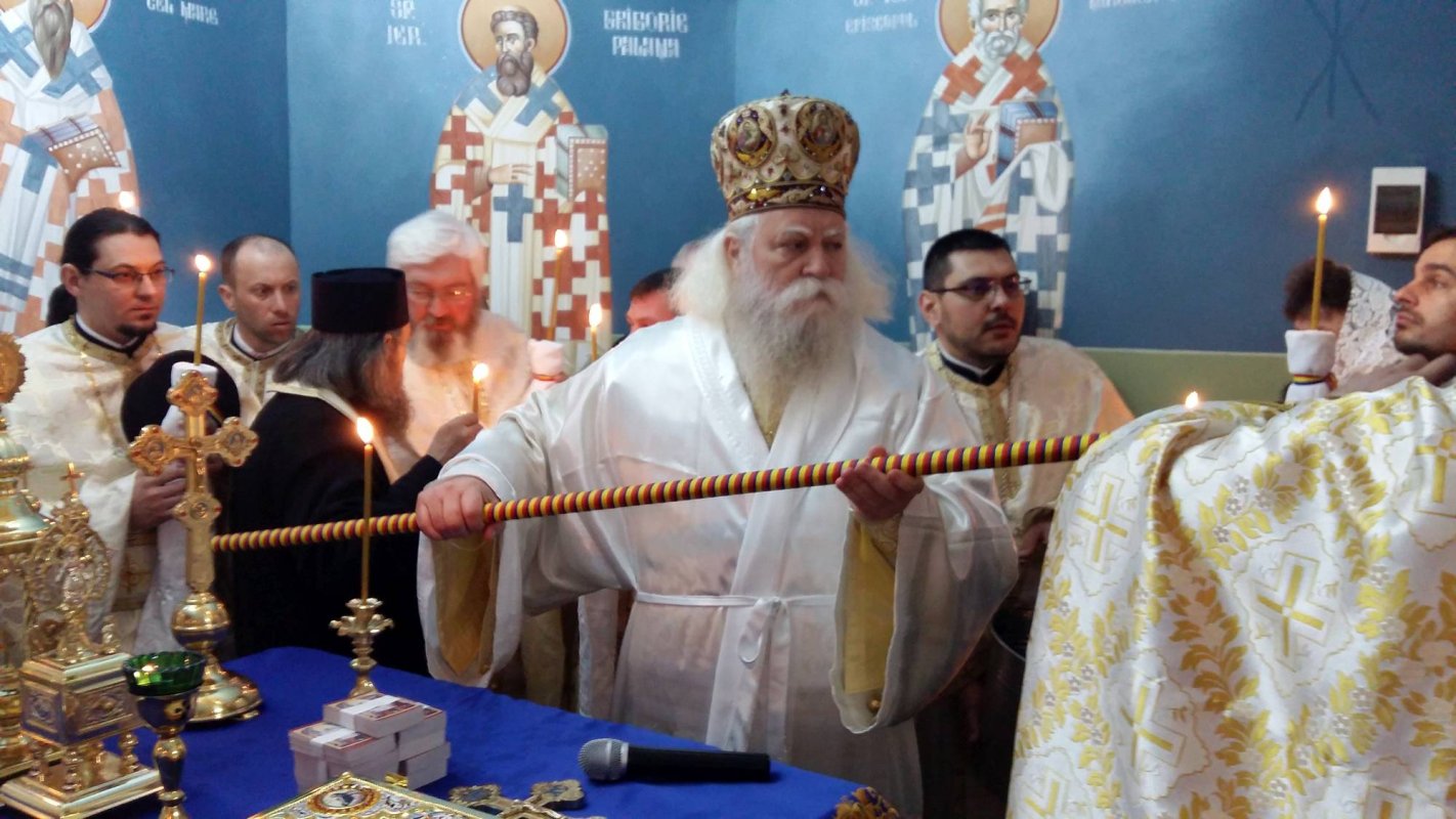 Resfinţirea Capelei „Sfântul Mare Mucenic Gheorghe“ - Cristineşti 40124