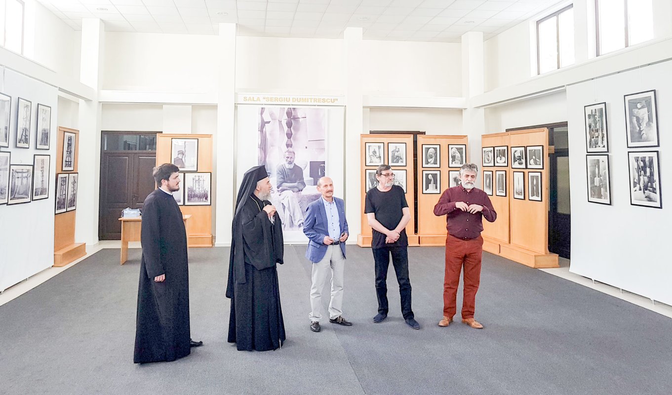 Expoziţie dedicată lui Constantin Brâncuşi 39965