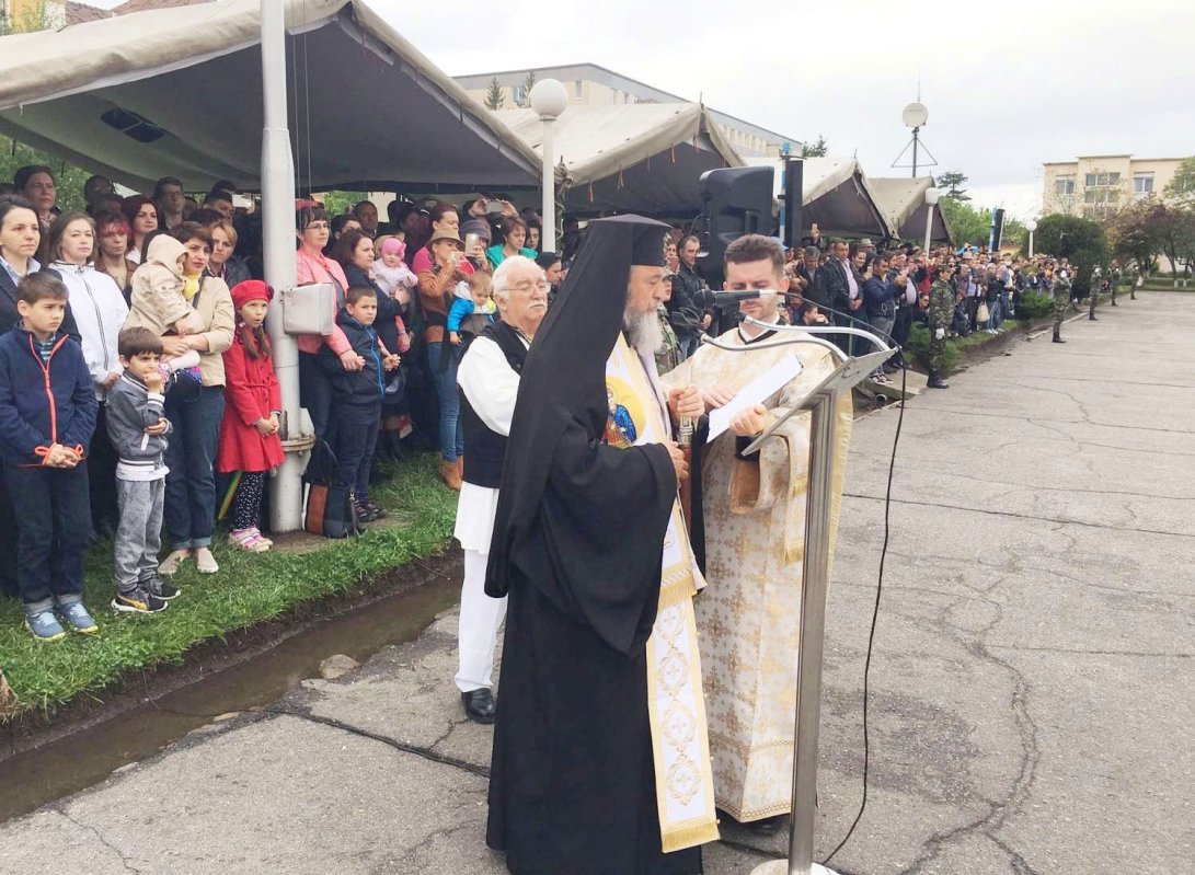 Binecuvântare pentru tinerii care au depus jurământul militar, la Sibiu 39854