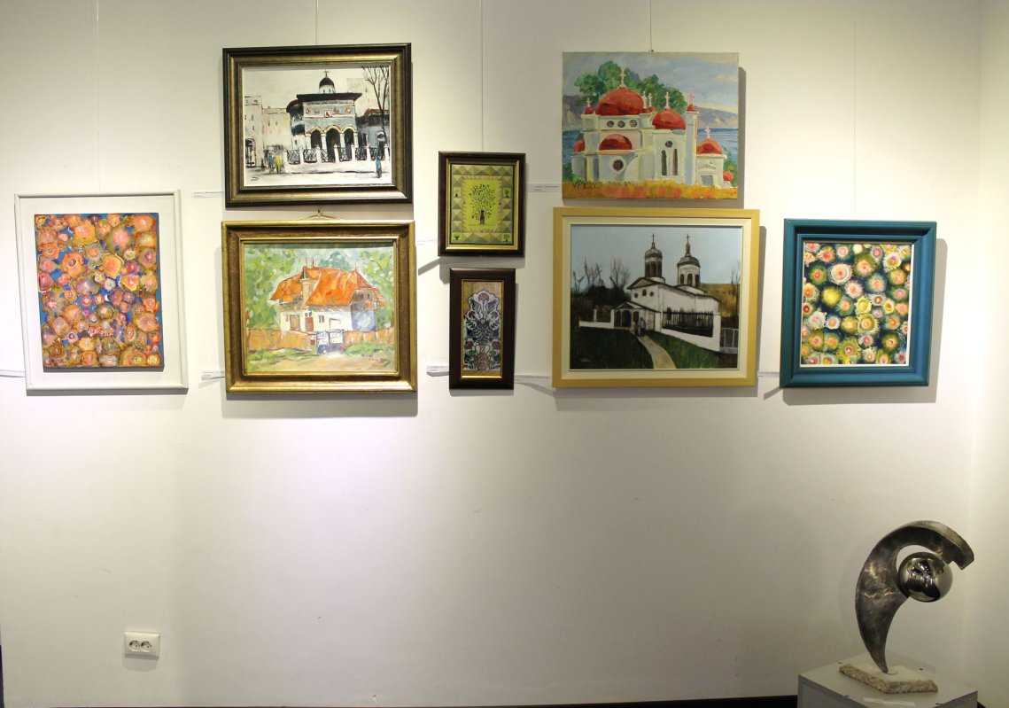 O expoziţie cu 130 de lucrări la Muzeul Satului - Anuala de Artă Religioasă și Restaurare 2017 39888