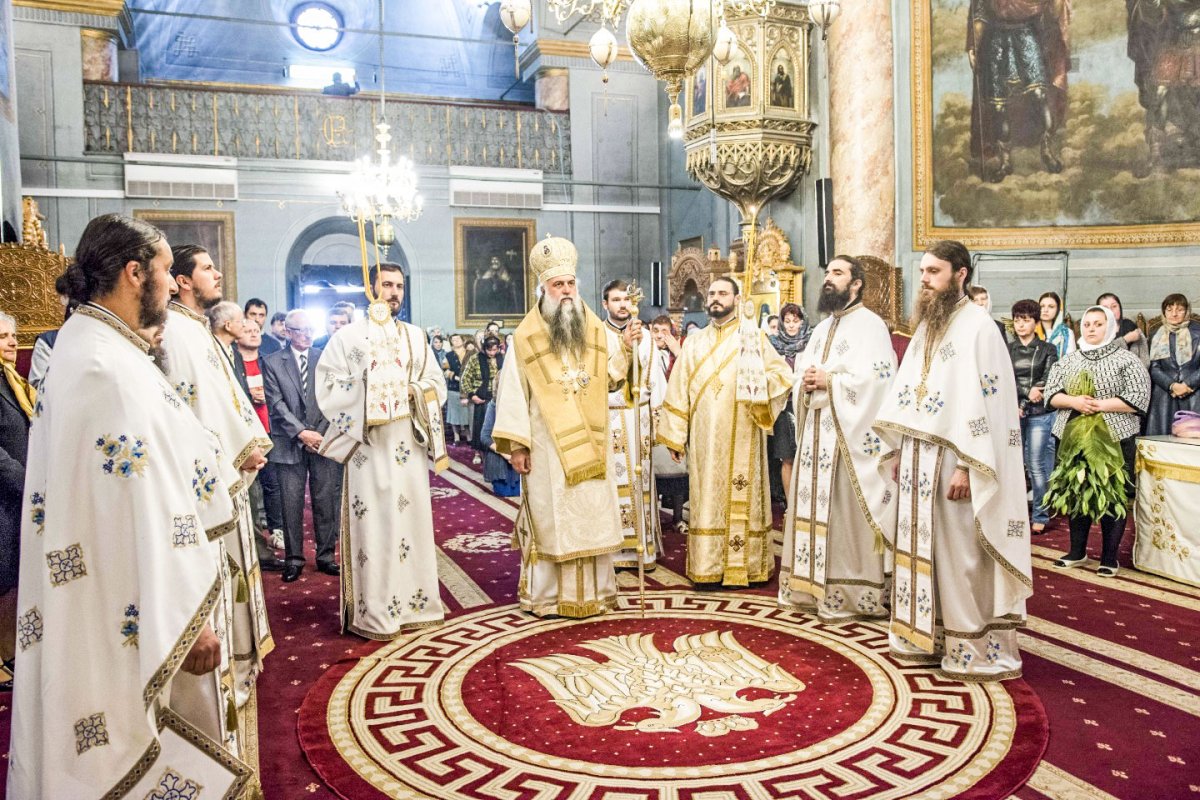 Binecuvântări arhiereşti pentru credincioşii olteni 39762