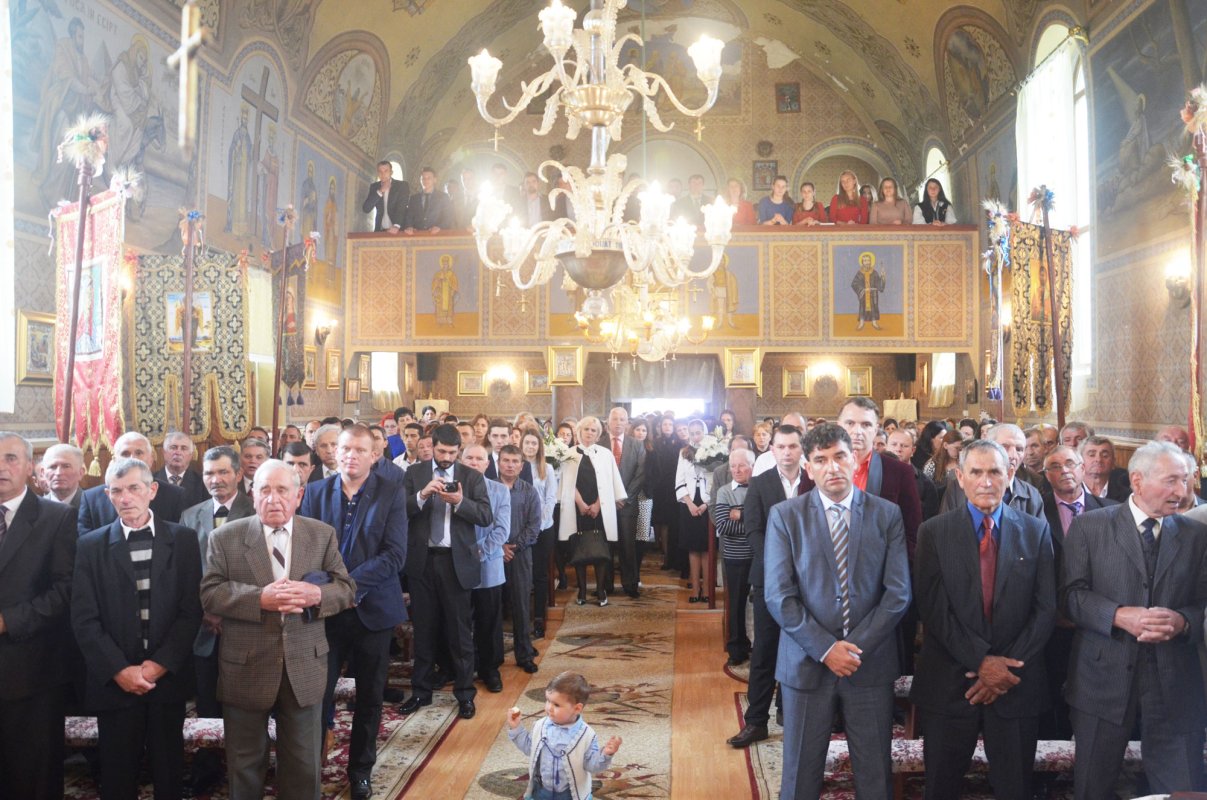 Slujiri arhiereşti în Duminica a IV-a după Paști 39751