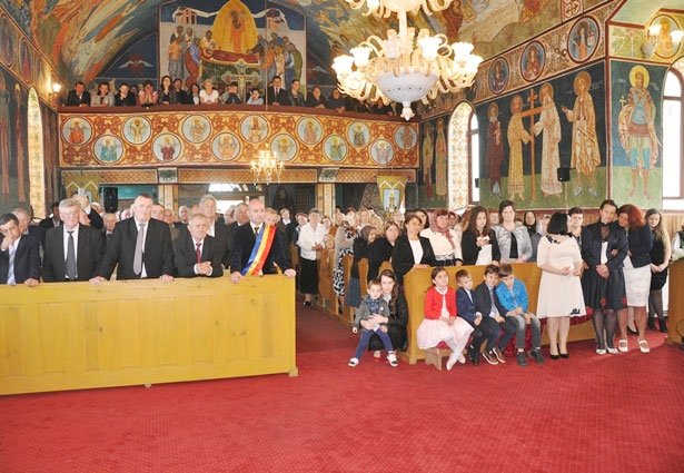 Slujiri arhiereşti în Duminica a IV-a după Paști 39754