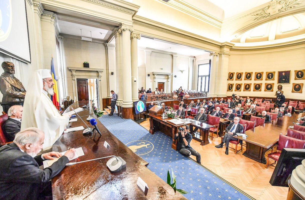 Biserica a susţinut prin cuvânt şi faptă dobândirea Independenţei României 39706