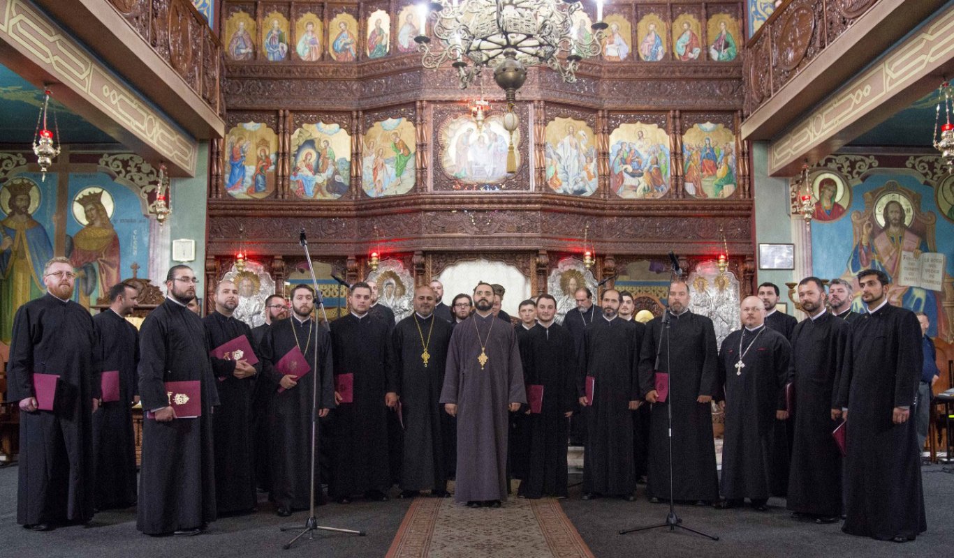 Concert al coralei preoţilor din Protopopiatul Râmnicu-Vâlcea 39694