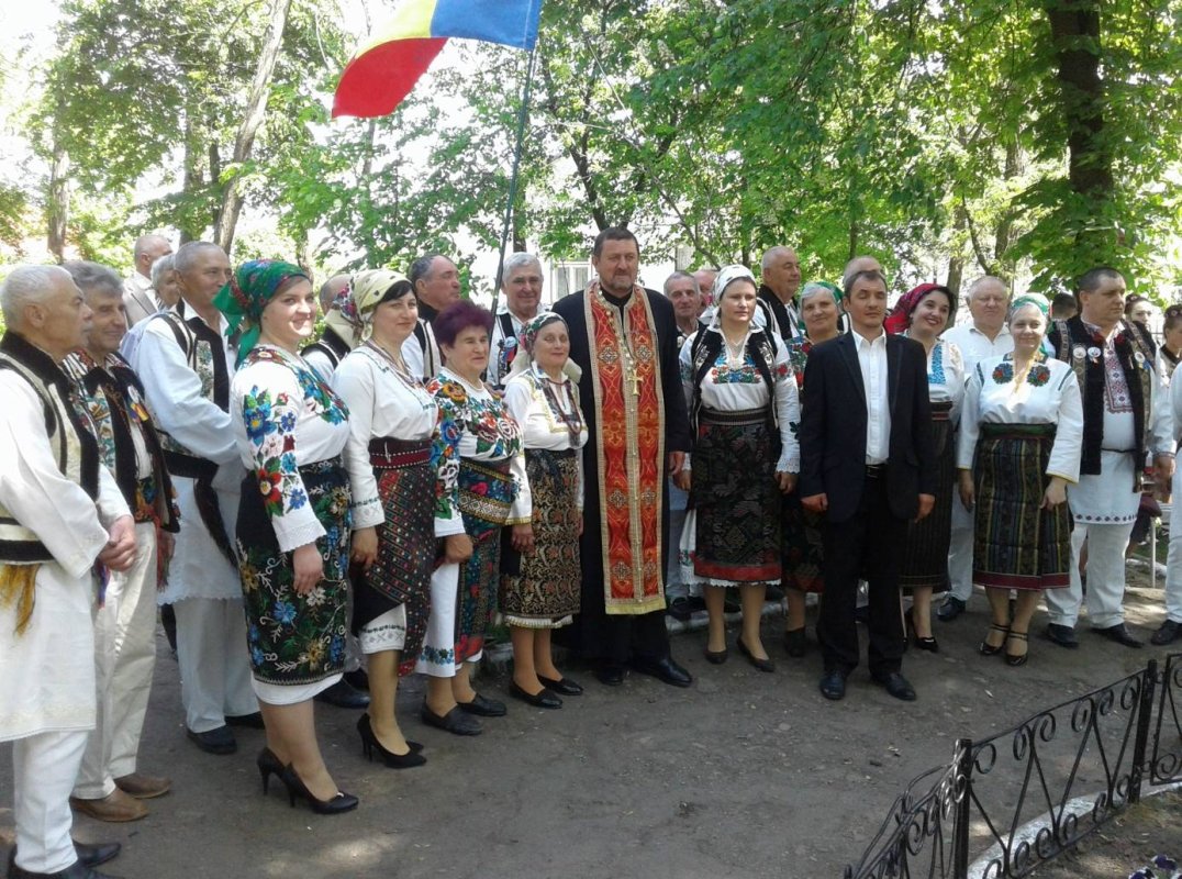 Eroii neamului, pomeniţi la Pomârla 39610