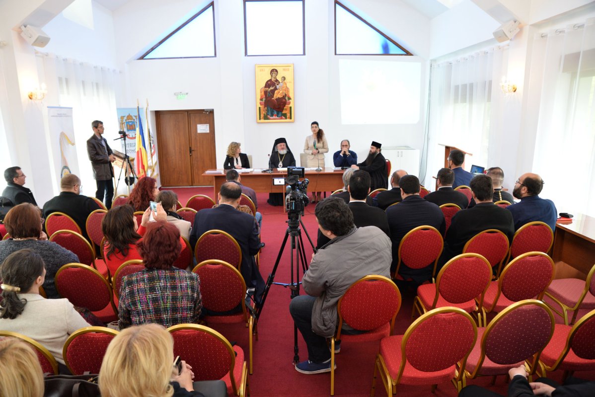 Lumina credinţei lor jertfelnice a biruit întunericul regimului ateu 39663