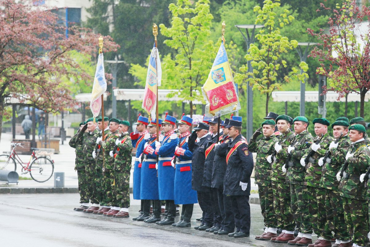 Manifestări religioase, militare şi educative cu ocazia zilei de 9 Mai 39625