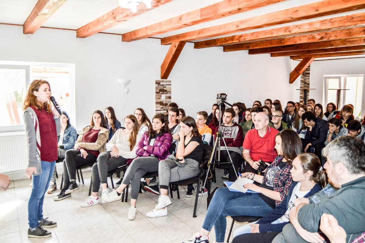 Simpozionul „Iubirea creștină” la Băile Herculane 39502