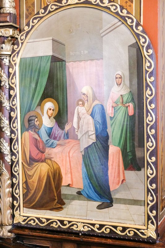 Biserica Regală din Bușteni, verticala înveșnicirii 39589