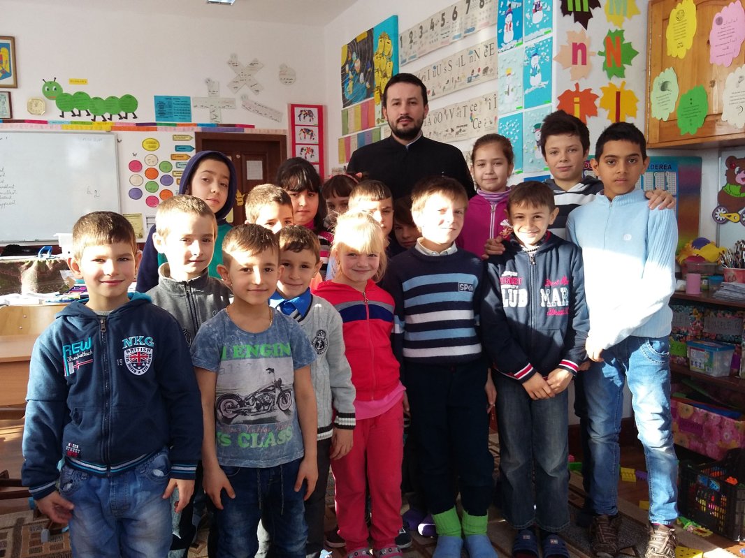 Activități catehetice în parohiile din Episcopia Covasnei și Harghitei 39312