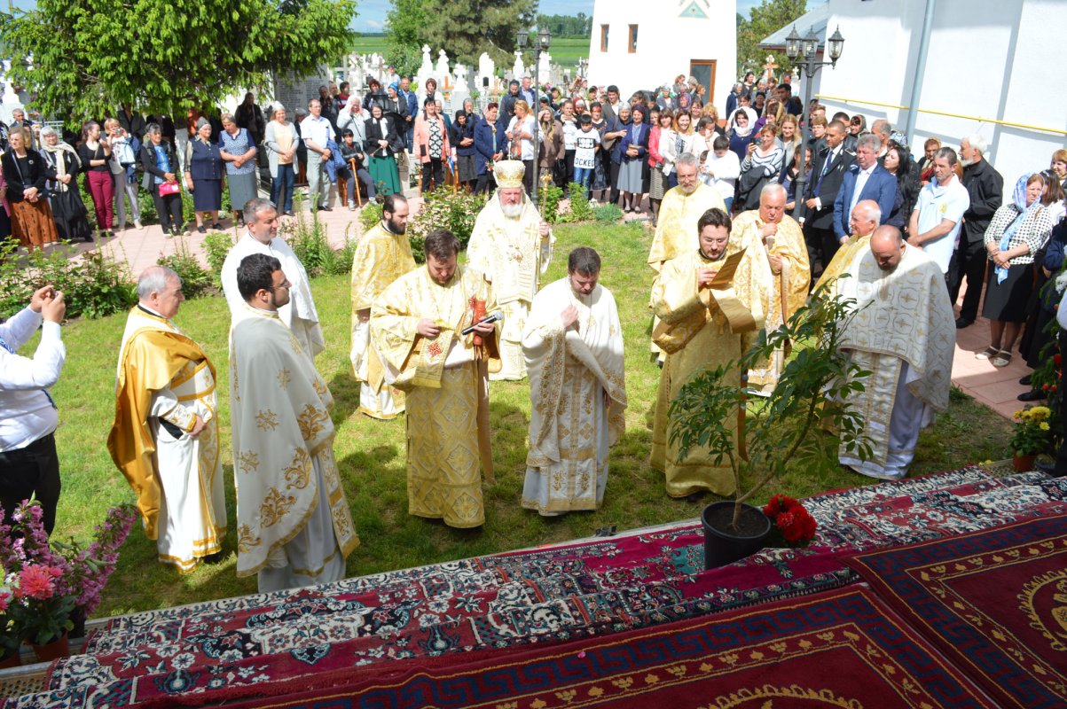 Biserica Parohiei Popeşti I a fost resfinţită 39291