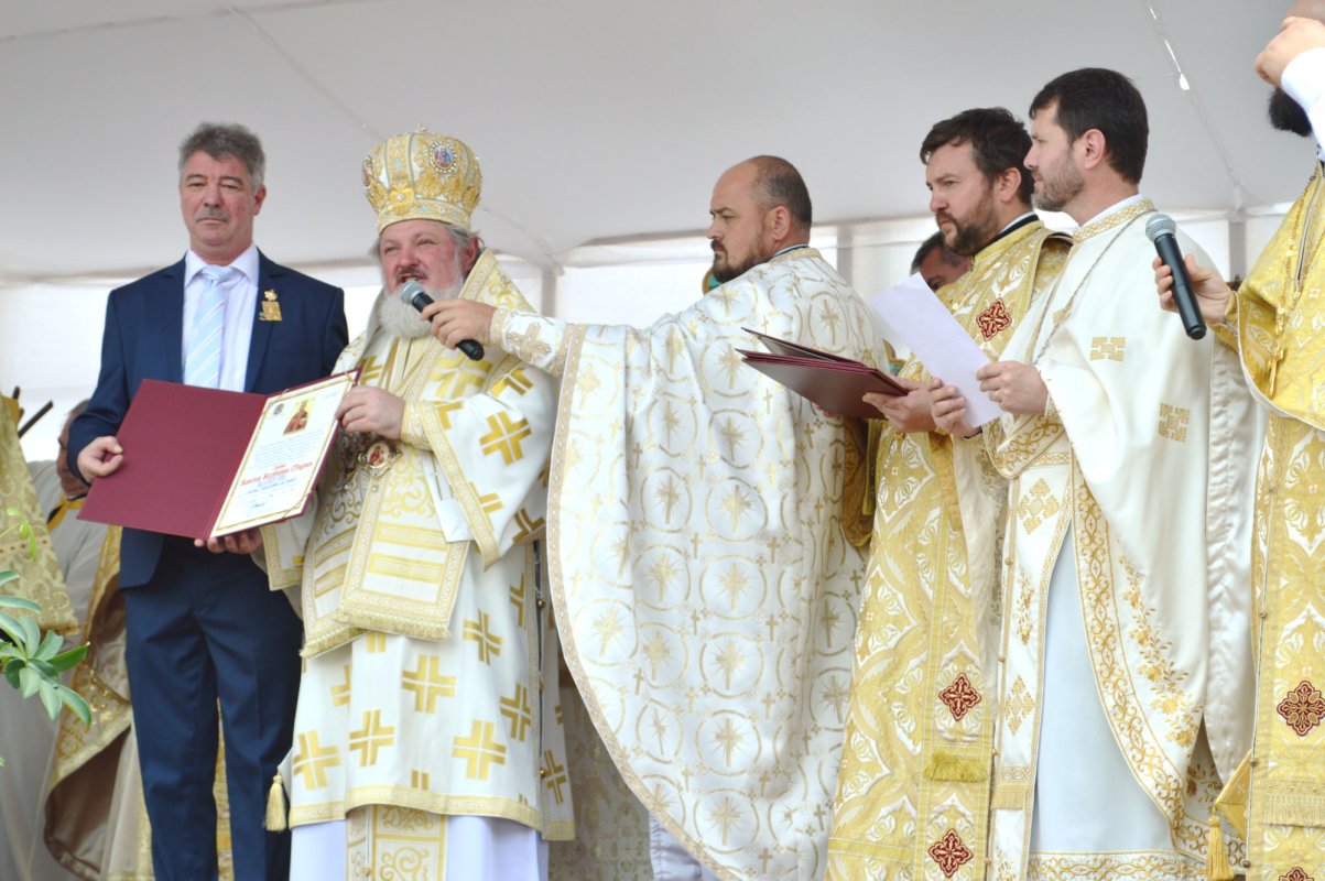 Biserica Parohiei Popeşti I a fost resfinţită 39293