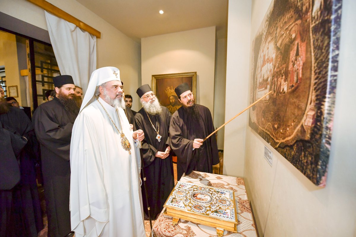 Expoziție cu obiecte din timpul Mitropolitului Iacob Putneanul 39281