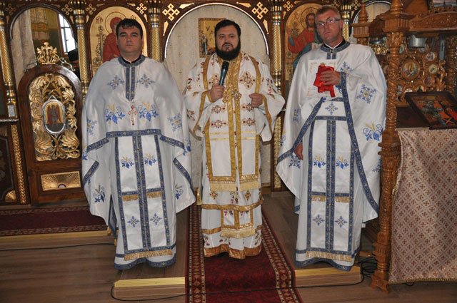 Slujiri arhierești în Duminica Samarinencii 39308