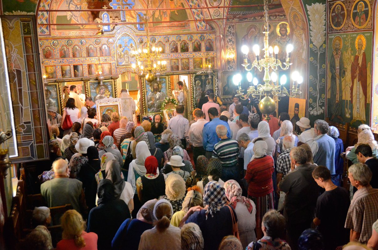 Fapta cea bună, preschimbată în altar de rugăciune 39237