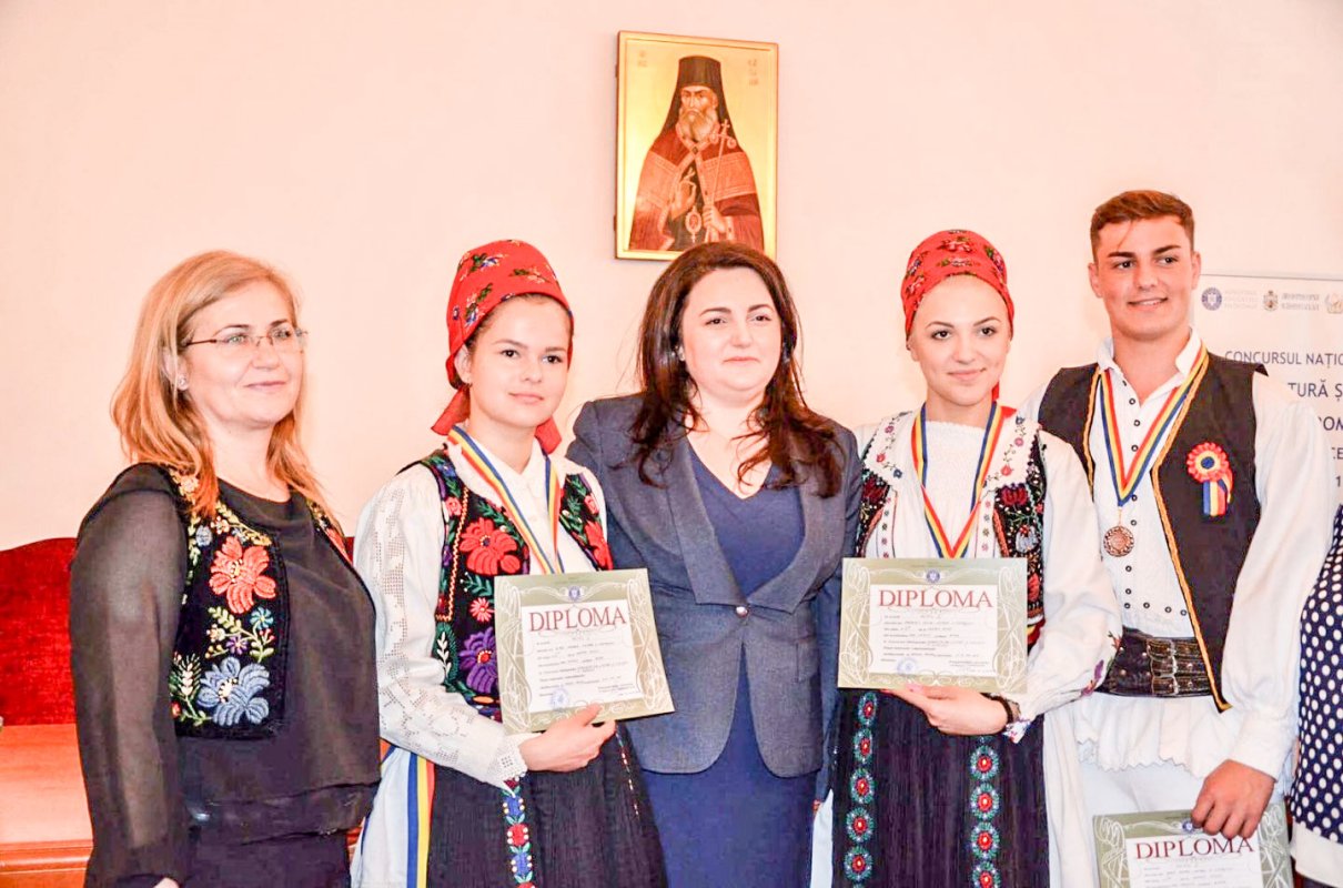 Concurs naţional de cultură şi civilizaţie la Râmnicu-Vâlcea 39164