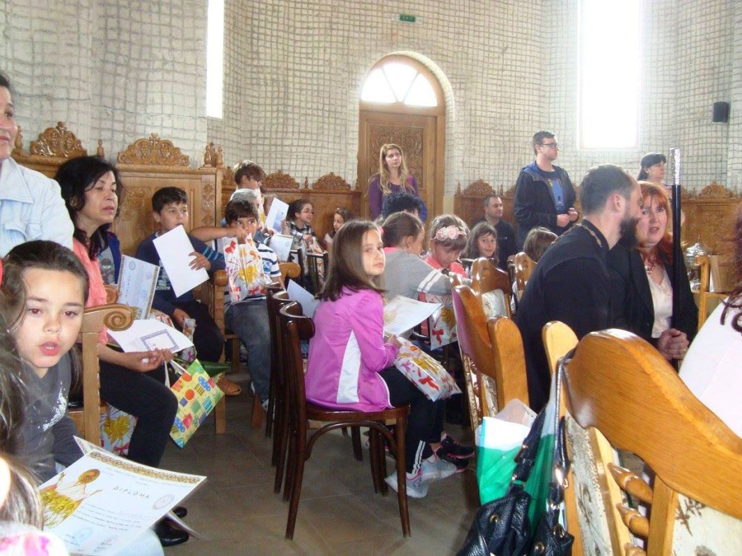 Premierea elevilor clujeni la Concursul „Hristos ajutorul meu” 39096