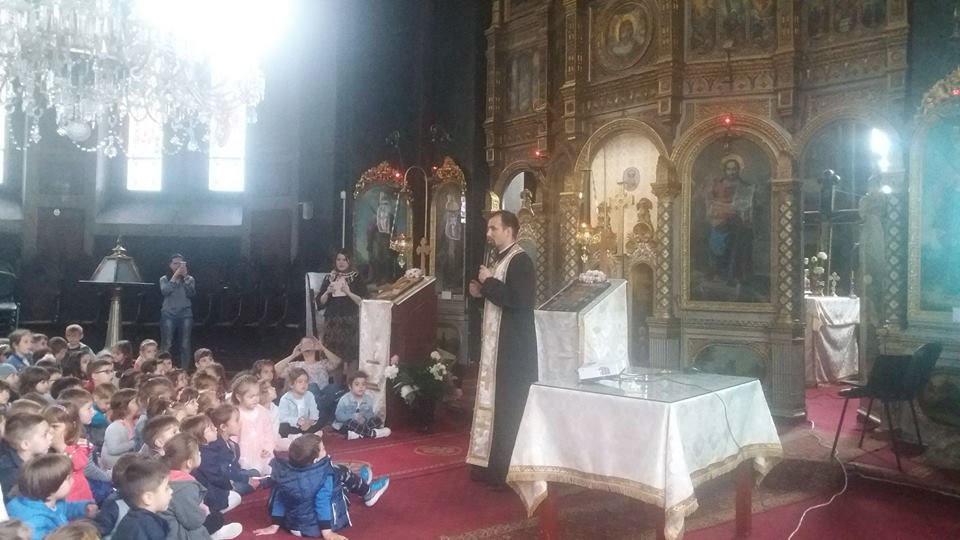 Oaspeţi dragi la Paraclisul „Sfântul Ilie” din Craiova 39079