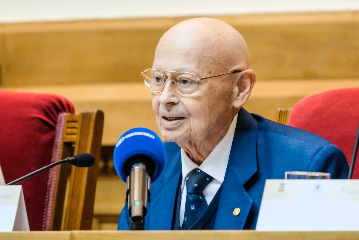 Congres Internaţional de Teologie la Palatul Patriarhiei 38908