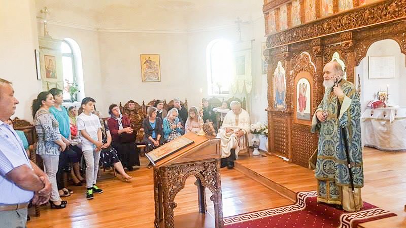 Sărbătoarea Sfinților Împărați Constantin și Elena în Banat 38893