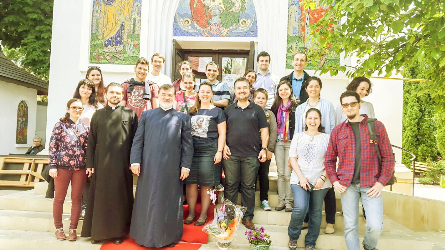 Târg caritabil la Biserica „Sfântul Fanurie” 38920