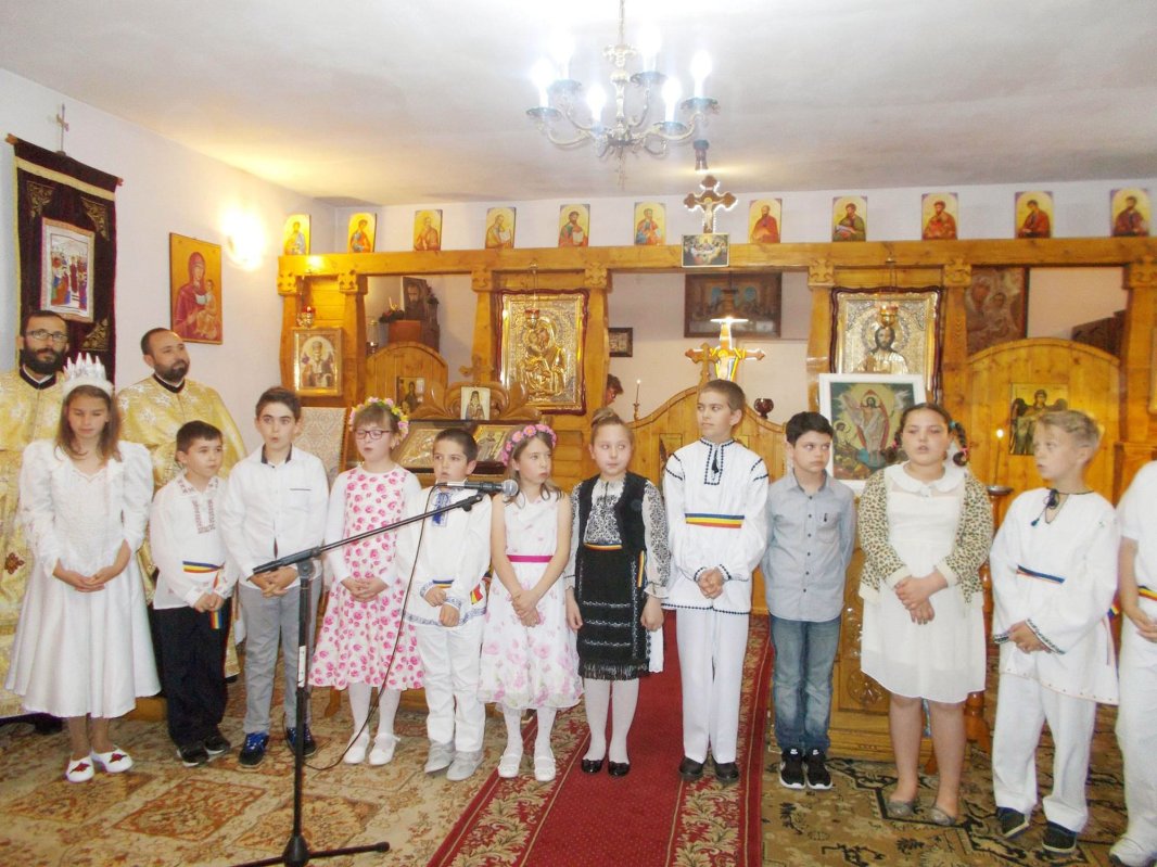 Activităţi cu elevii în  Parohia Sighişoara VII 38848