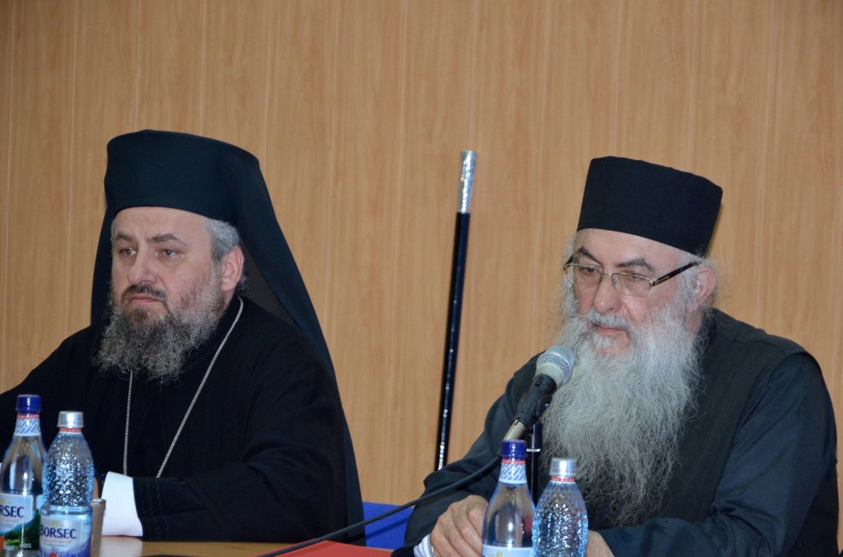 Conferinţe preoţeşti de primăvară dedicate sfintelor icoane 38753