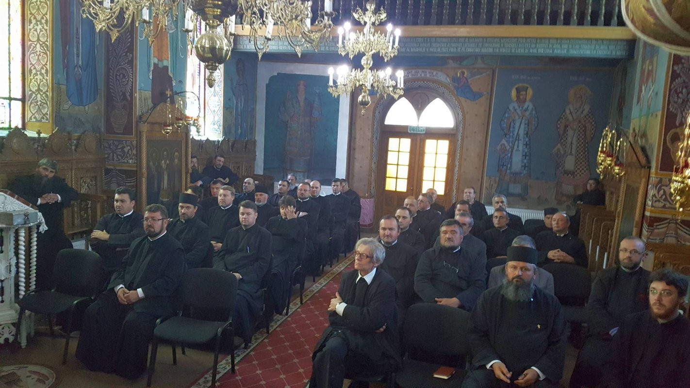 „Icoana în cultul ortodox, în viaţa creştinului şi în şcoală“ 38743