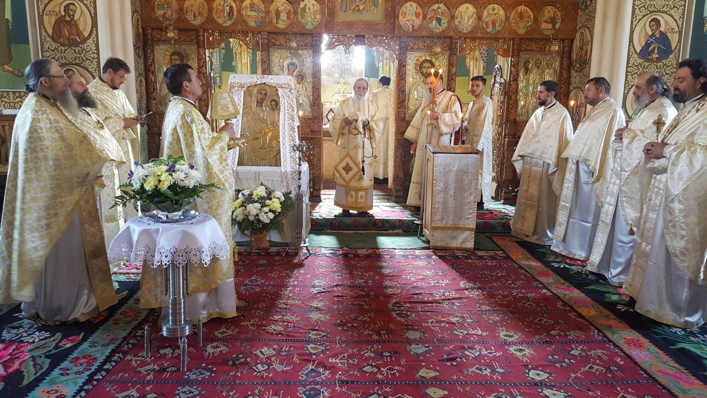 Sărbătoare în Parohia Slătioara 38740