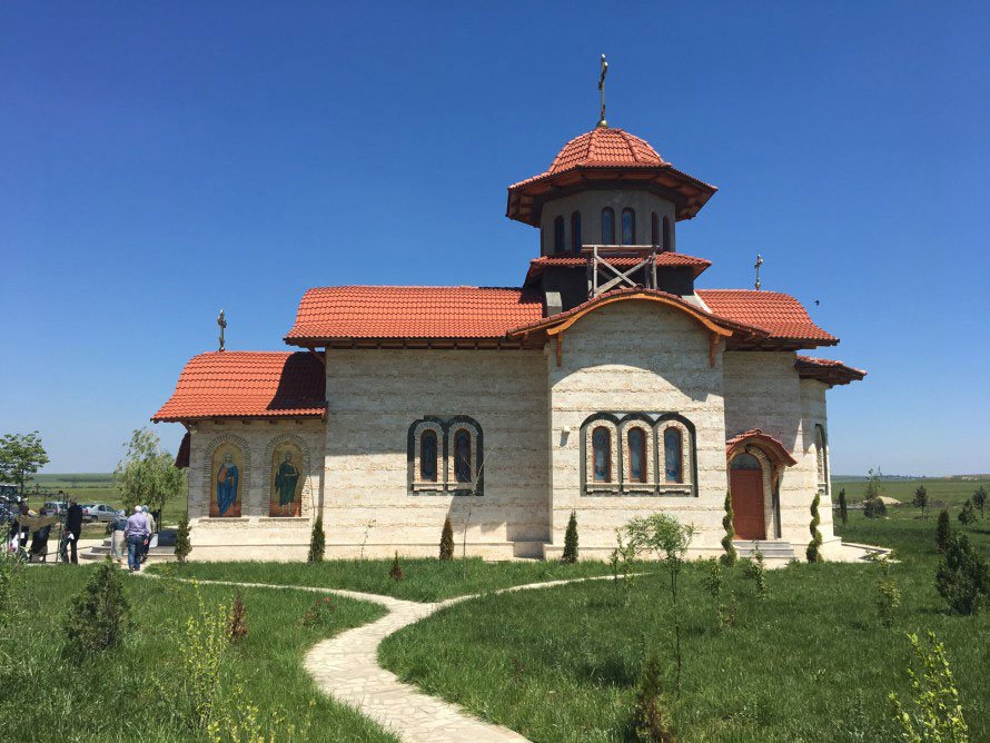 Eroii, comemoraţi în Mitropolia Munteniei și Dobrogei 38611