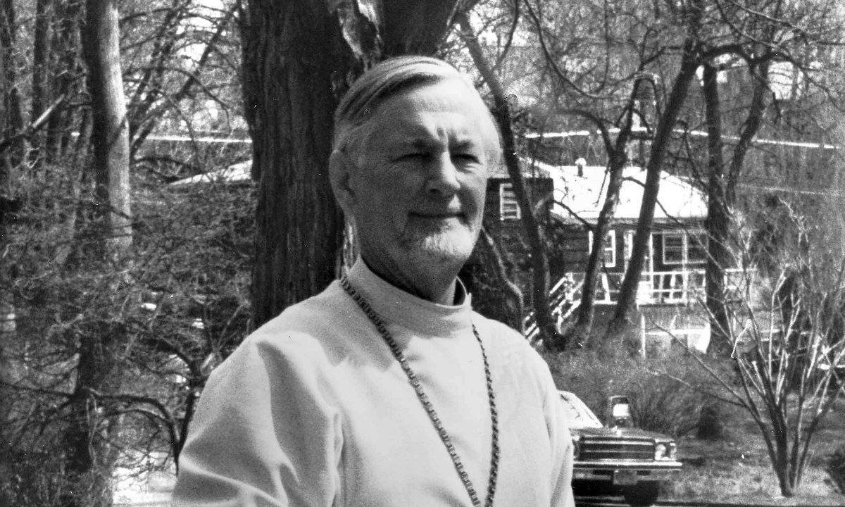 S-a înălțat la cer fără să ne părăsească 38726