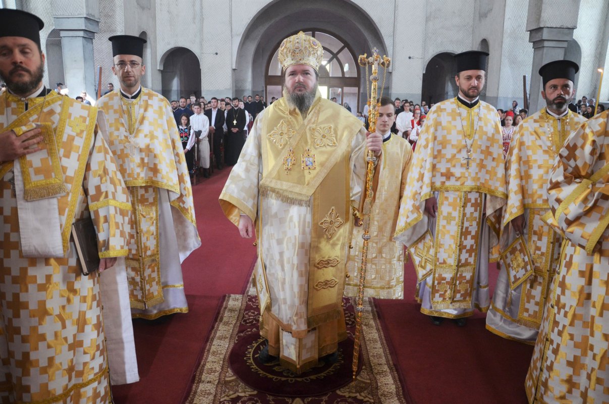 Peste 600 participanți la „Întâlnirea tinerilor ortodocși bihoreni” 38529