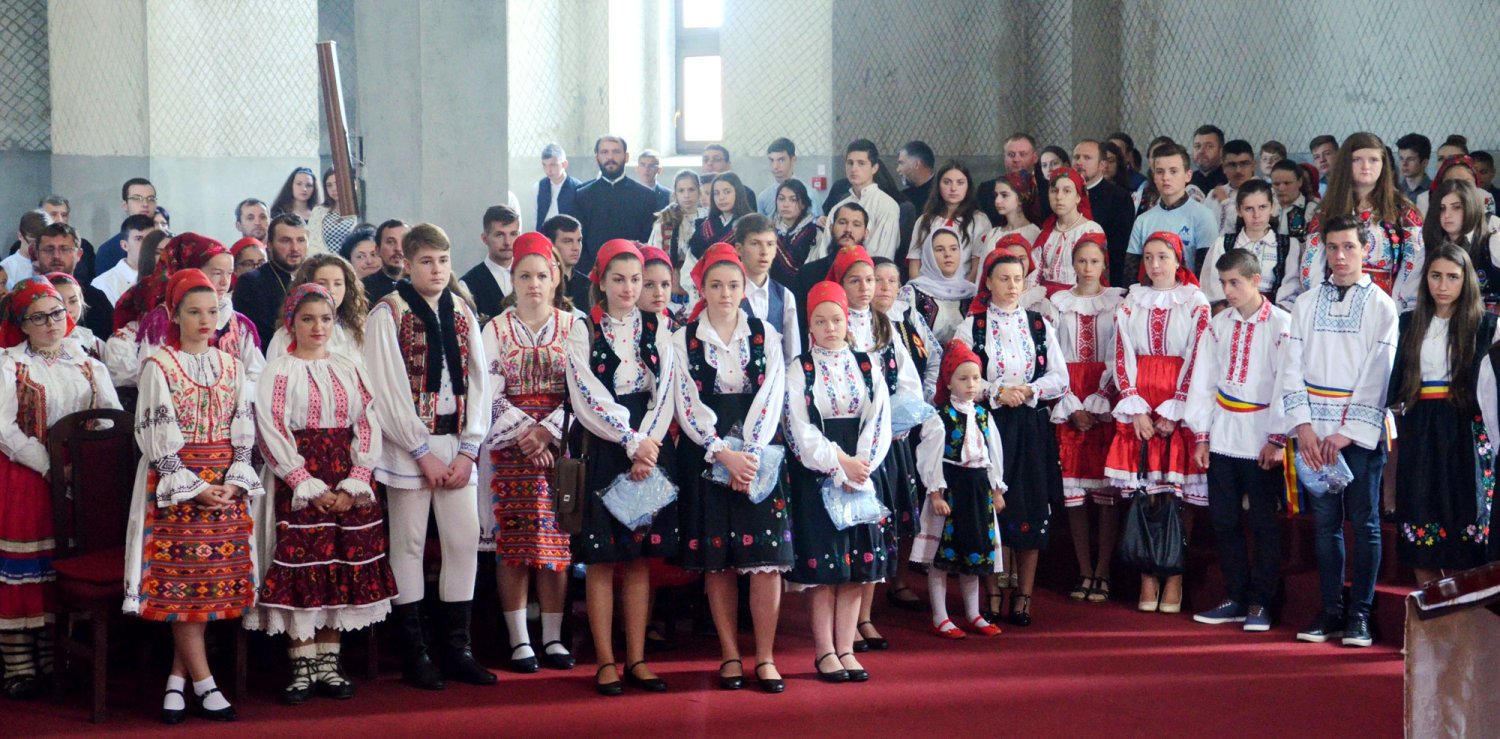 Peste 600 participanți la „Întâlnirea tinerilor ortodocși bihoreni” 38530