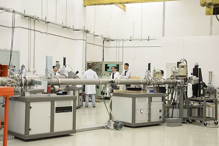 Laserul de la Măgurele a intrat în faza testărilor 38456