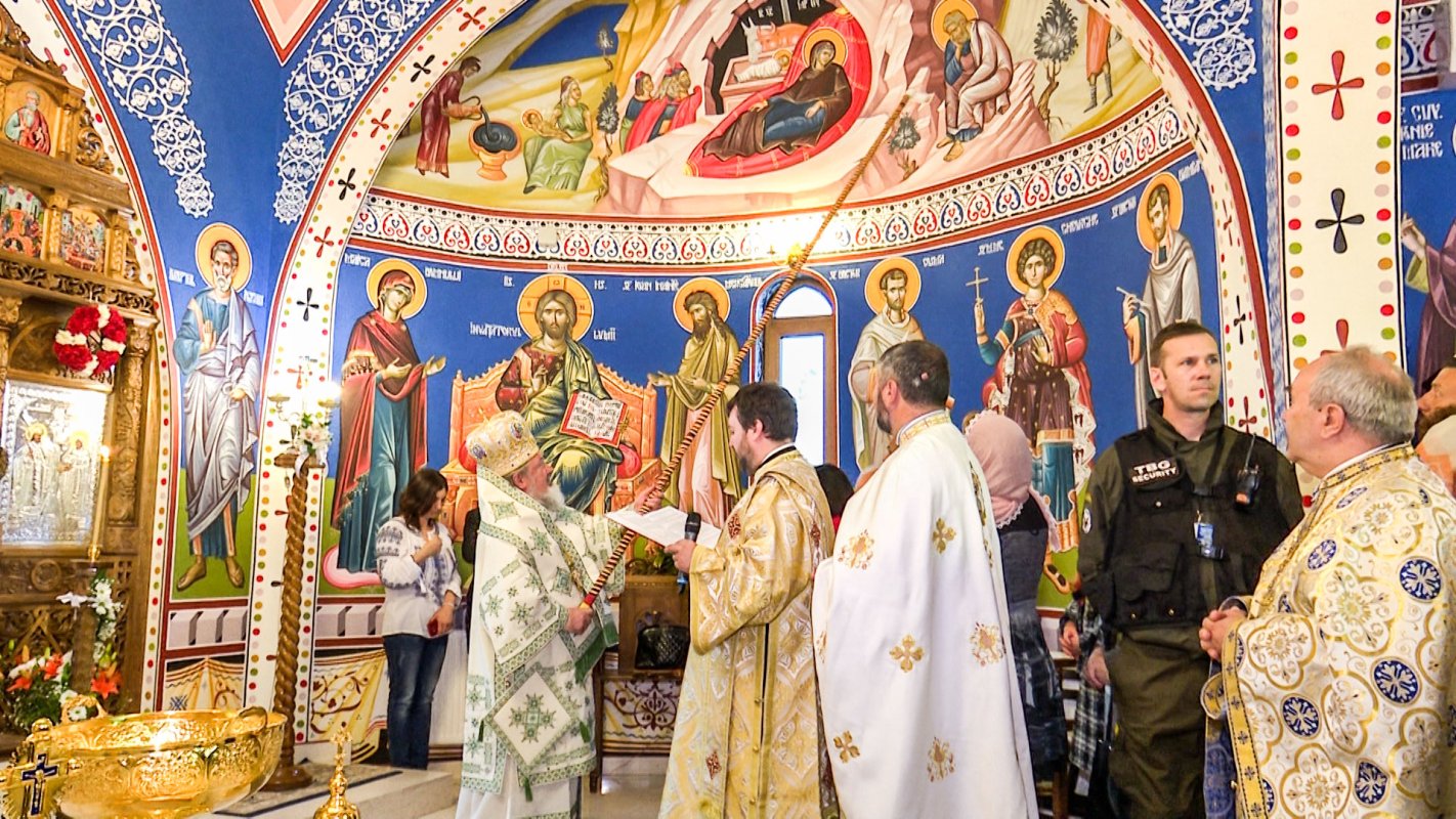 Slujiri arhiereşti în Duminica a 7-a după Paşti 38443