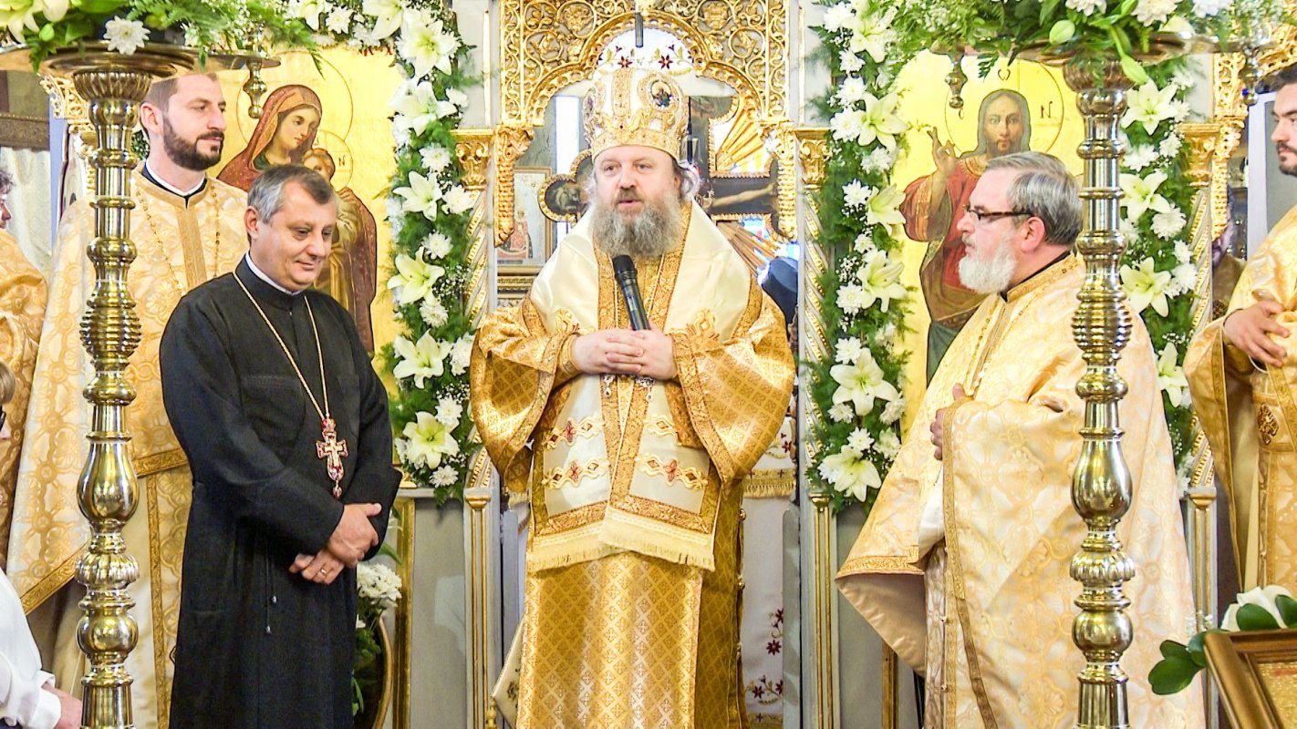 Slujiri arhiereşti în Duminica a 7-a după Paşti 38445