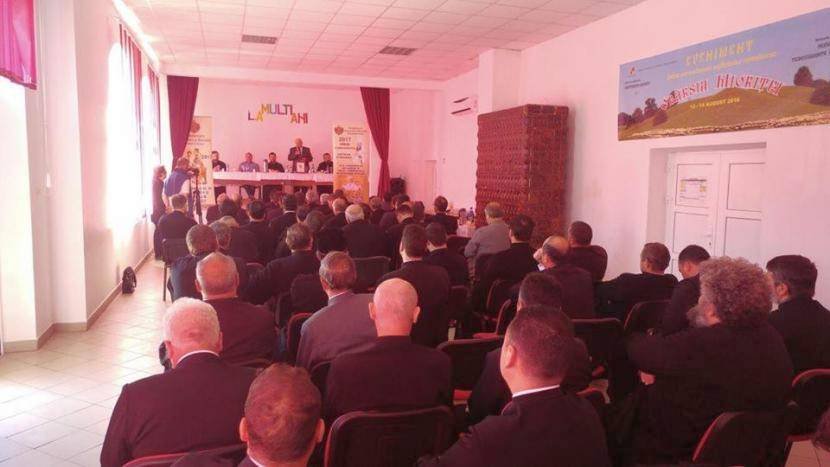 Conferinţă în Protoieria Oneşti 38374