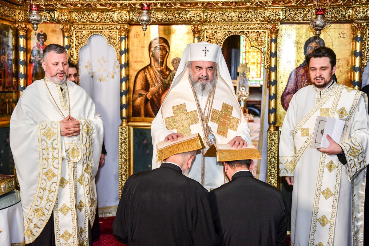 Hirotesii în iconom stavrofor la Reşedinţa Patriarhală 38403