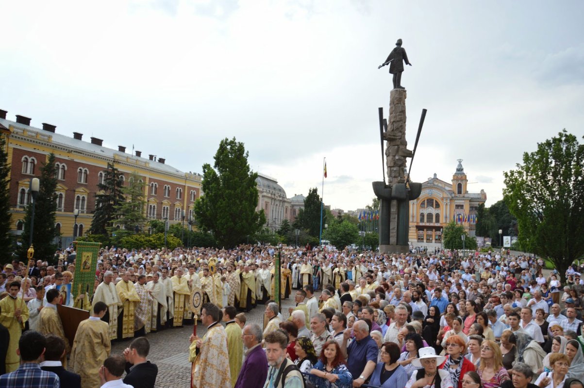 Procesiuni de Rusalii la Cluj-Napoca, Baia Mare și Gherla 38332