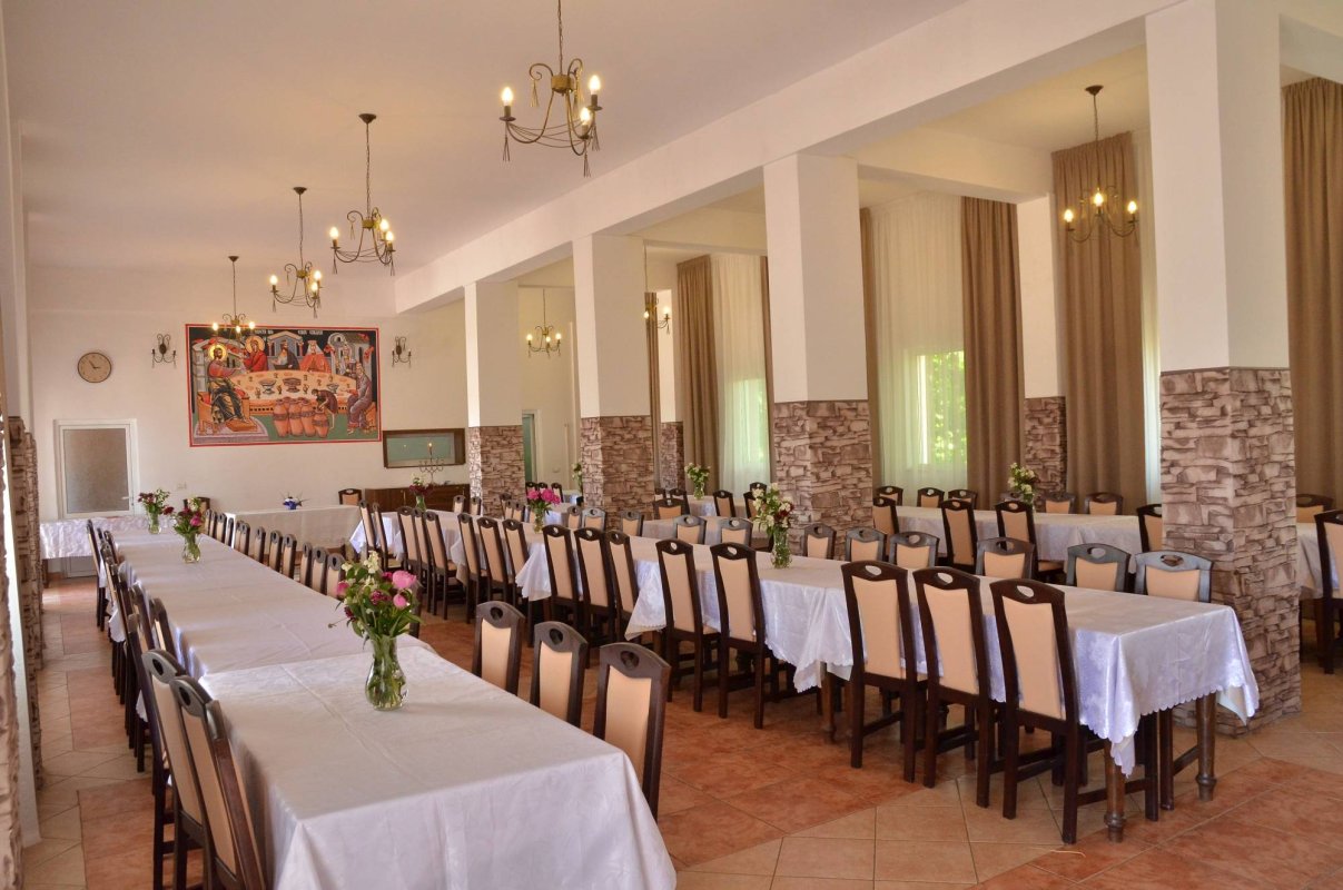 Frumoasa Biserică a Pogorârii Sfântului Duh din Bacău 38266