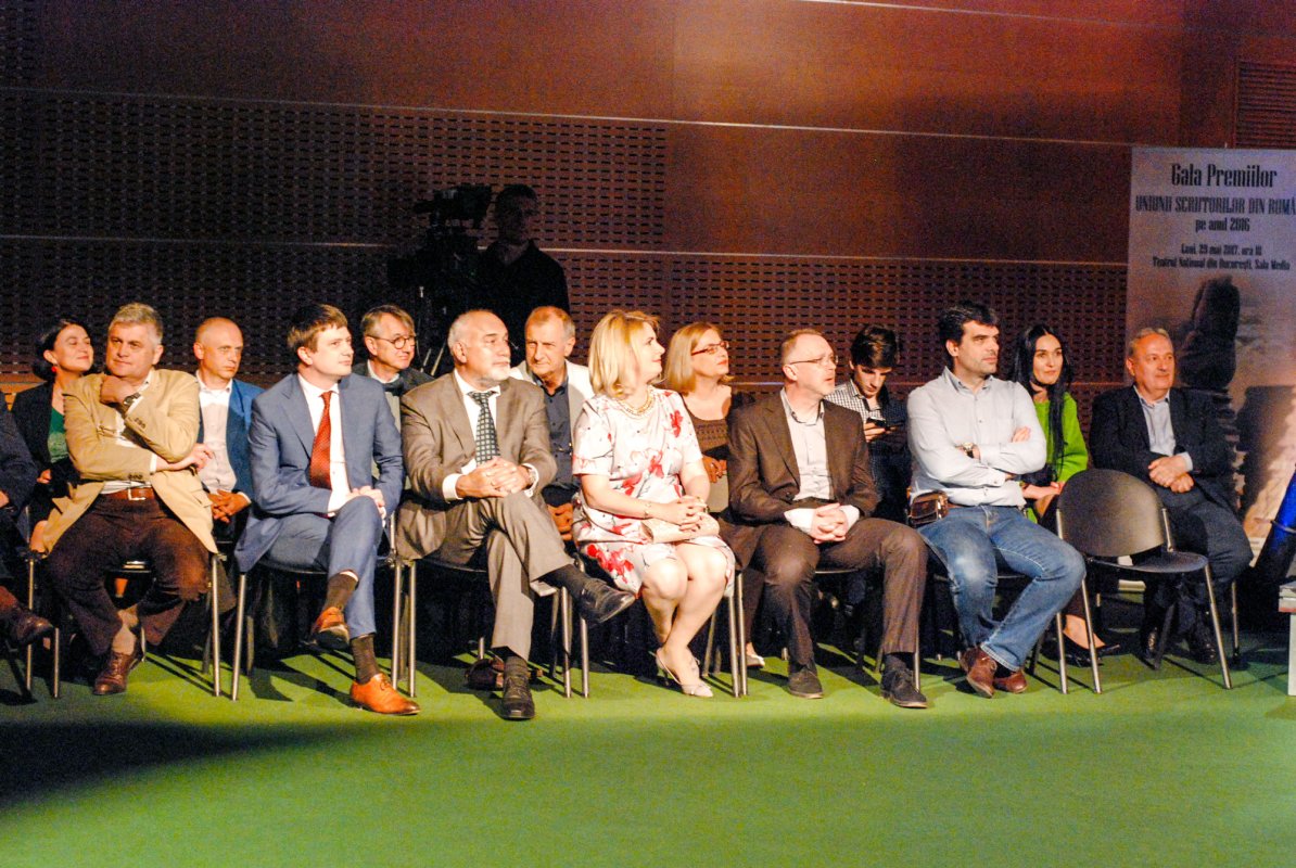 Cele mai bune cărți în 2016 38246