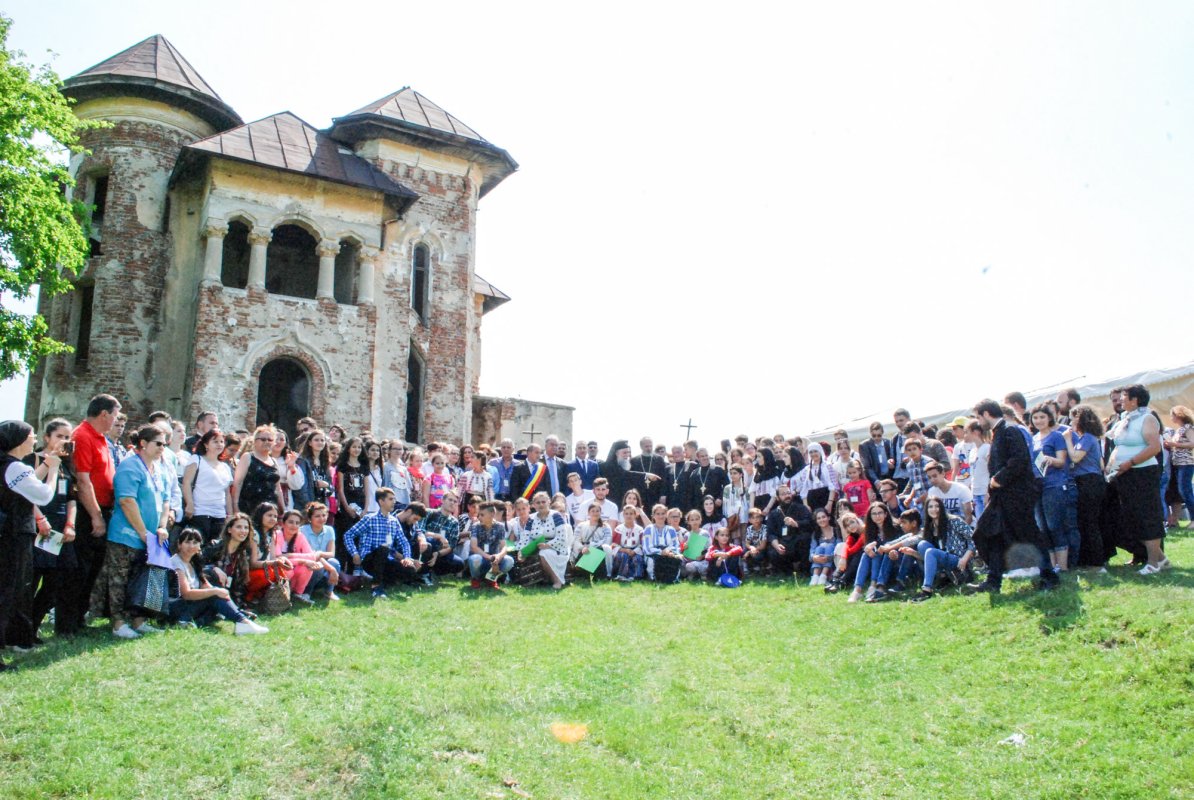 Congresul tinerilor din Mitropolia Olteniei 38236