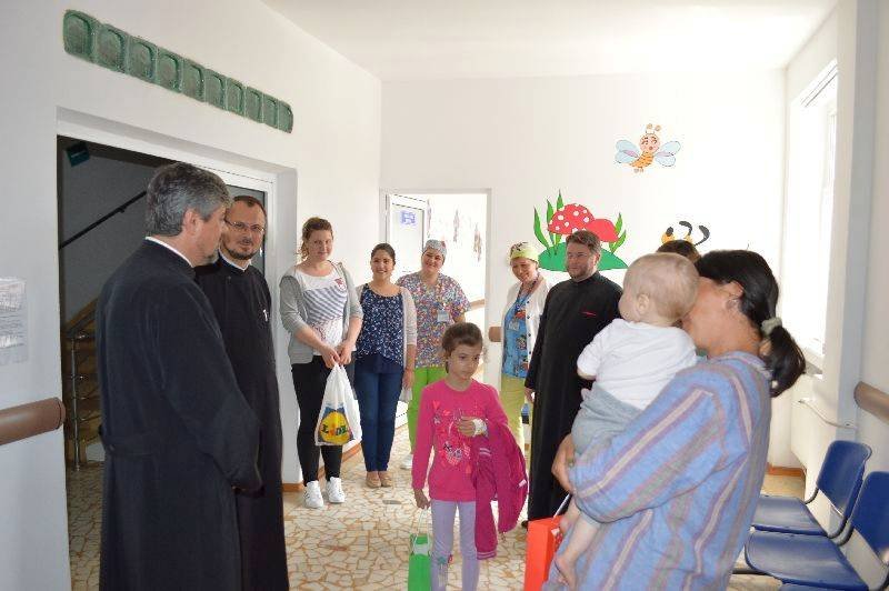 Bucurii pentru copii, în Protopopiatul Moineşti 38095